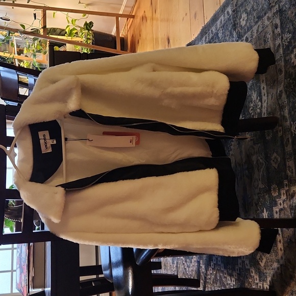 Vigoss Sherpa Cream Jacket - Picture 1 of 4
